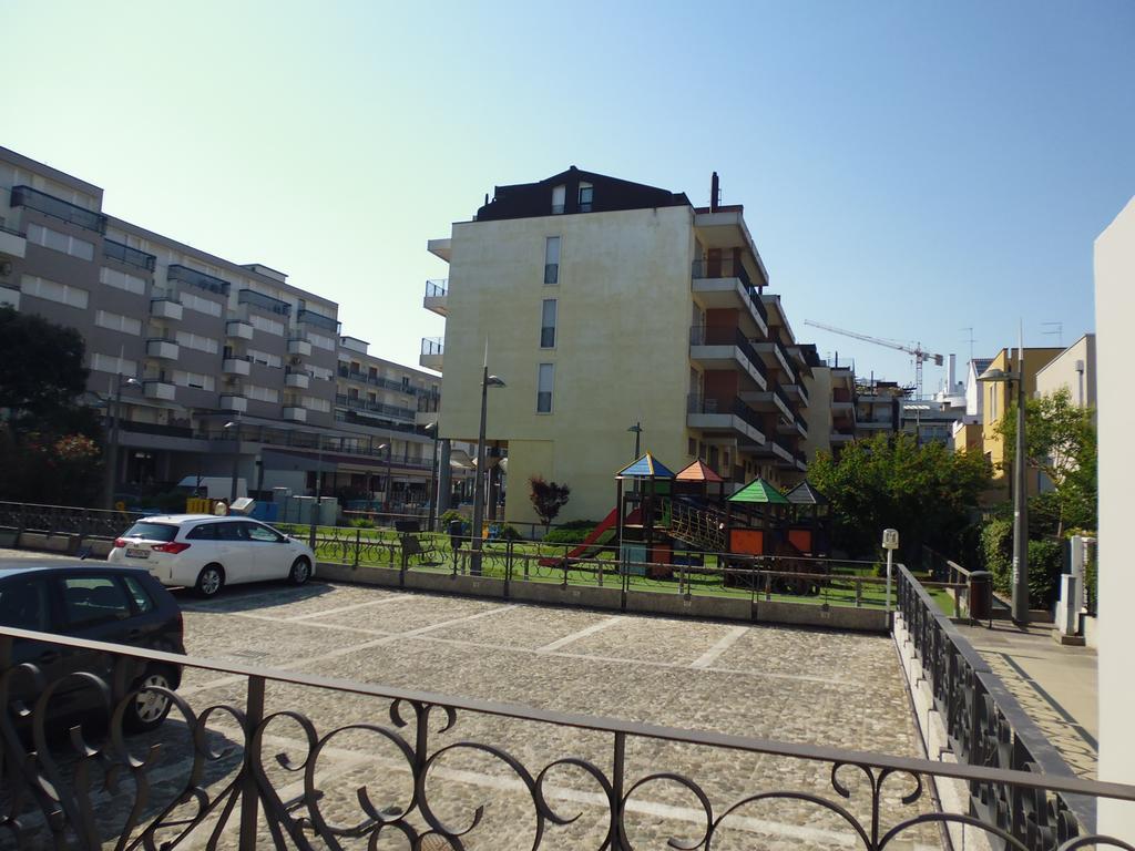 Residence Bagni Miramare Lido di Jesolo Room photo